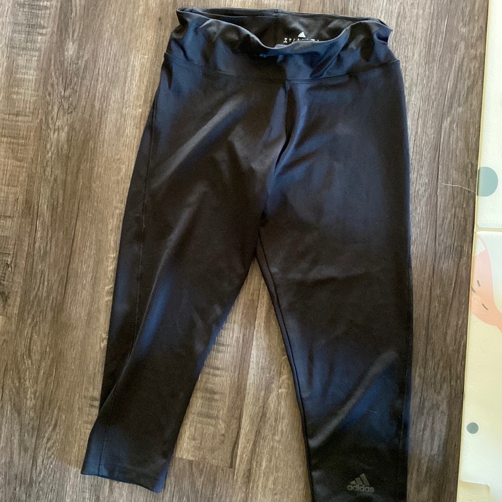 Cropped Adidas Leggings